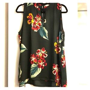 Loft keyhole neck floral blouse